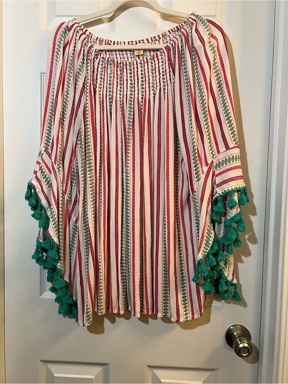 🦋 NWOT Studio West White smocked Tunic with Red Stripes and Green Tassels xl